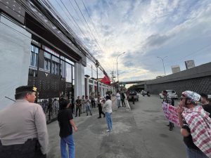 GMPH Unjuk Rasa di Depan Kantor Kejati Sulsel