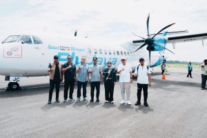 Hasrul Abdul Rajab Jajal Penerbangan Perdana Fly Jaya Airlines Makassar – Bone Bersama Bupati Gowa dan Gubernur Sulsel