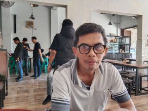 Digitalisasi dan Tantangan Literasi: Mencari Jalan Tengah untuk Generasi Penerus