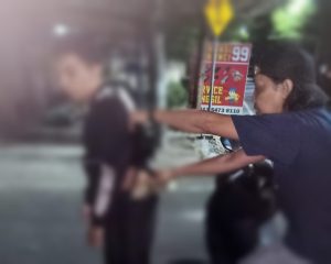 Heboh di Jalan Pelanduk! Remaja Dibekuk Polisi Gara-Gara ‘Souvenir’ di Pinggang