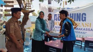 SMPN 1 Sanrobone Jadi Pelopor Pojok Literasi, Nyalakan Semangat Membaca di Takalar