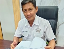 Ketika Mosi Tidak Percaya Menabrak Hukum