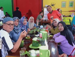 Menjalin Silaturahmi Lintas Angkatan Smandel Melalui Ngopi Bareng Di Jumat Berkah 