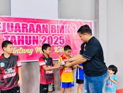 Keren, Atlet Muda Adu Kemampuan di Turnamen Bulu Tangkis Makassar