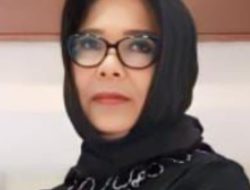 Pecahnya Sebuah Negeri