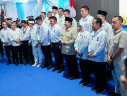 Presiden Prabowo Anugerahi Satyalancana Wira Karya ke Andi Sudirman