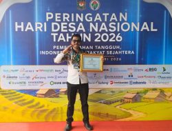 Kepala Desa Galesong Timur Terima Penghargaan Pemerintah Pusat sebagai Desa Konstitusi Terbaik Indonesia Timur