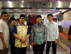 Hasrul Abdul Rajab Hadiri Buka Puasa Bersama APERSI Sulsel, Gubernur Serahkan Bantuan Rumah dan Paket Umrah