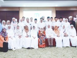Laksanakan Manasik Umroh Sekaligus Buka Bersama PT Alif Mitra Wisata Berangkatkan 35 Jamaah Ke Tanah Suci