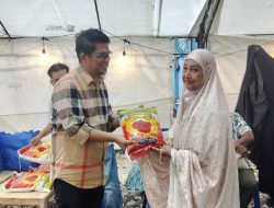 Jelang Idul Fitri 1447 H, Hasrul Abdul Rajab Turun Langsung Bagikan Sembako ke Warga Pao-Pao