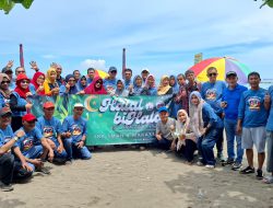 Penuh Kebersamaan, Angkatan 88 IKA Smandel Makassar Gelar Halal Bihalal di Pantai Biru