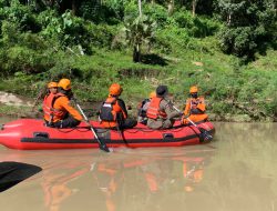 Pencarian Lansia Terseret di Sungai Kajuara, SAR Gabungan Menyisir Sungai
